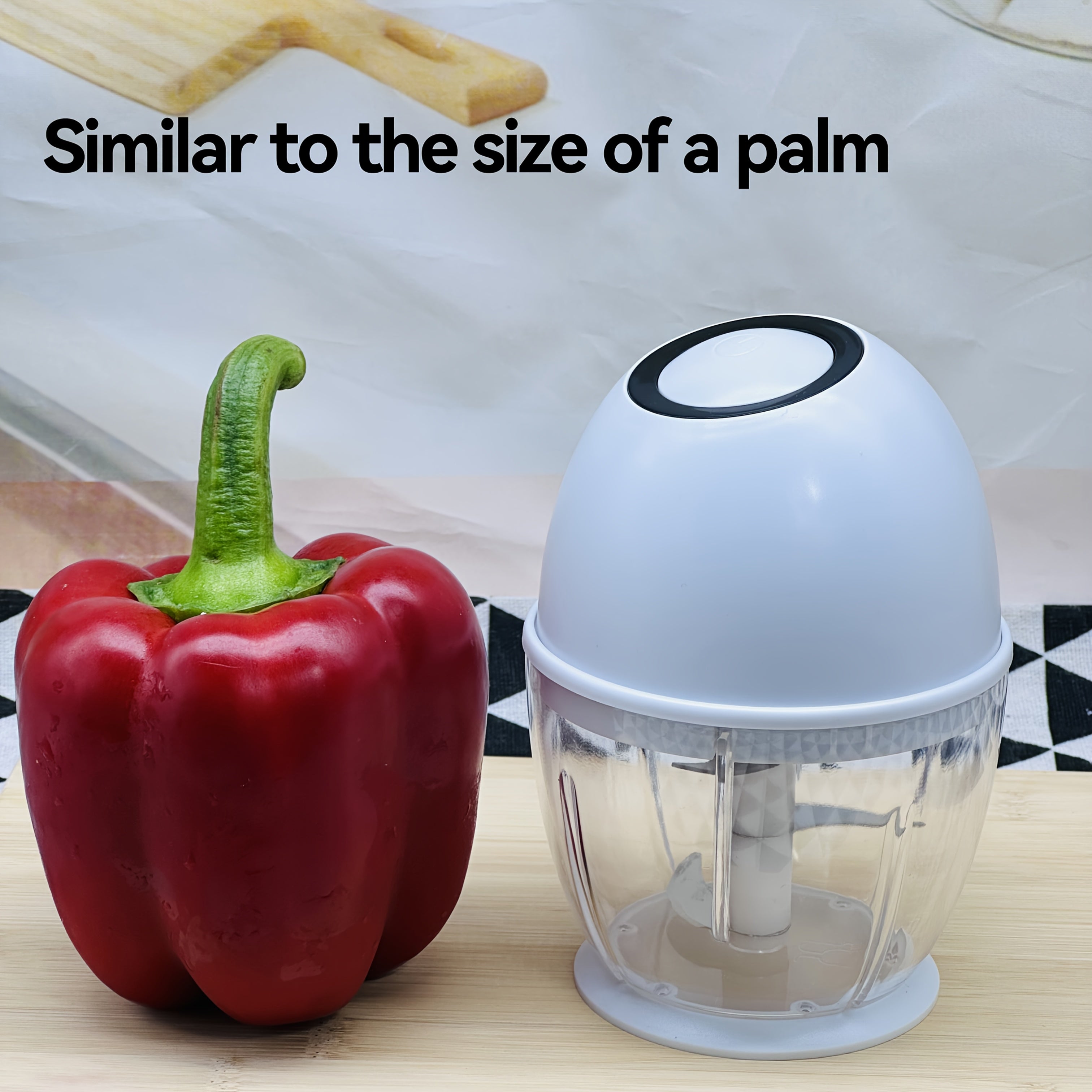 Electric Garlic Chopper, Mini Portable Veggie Chopper, 13.53oz Garlic Grinder Masher Onion Chopper, Blender to Vegetable, Wireless Food Processor for Ginger, Chili, Fruit, Meat, Home Cooking, Meal Prep Tool, Portable Appliance, Compact Design, Highspeed