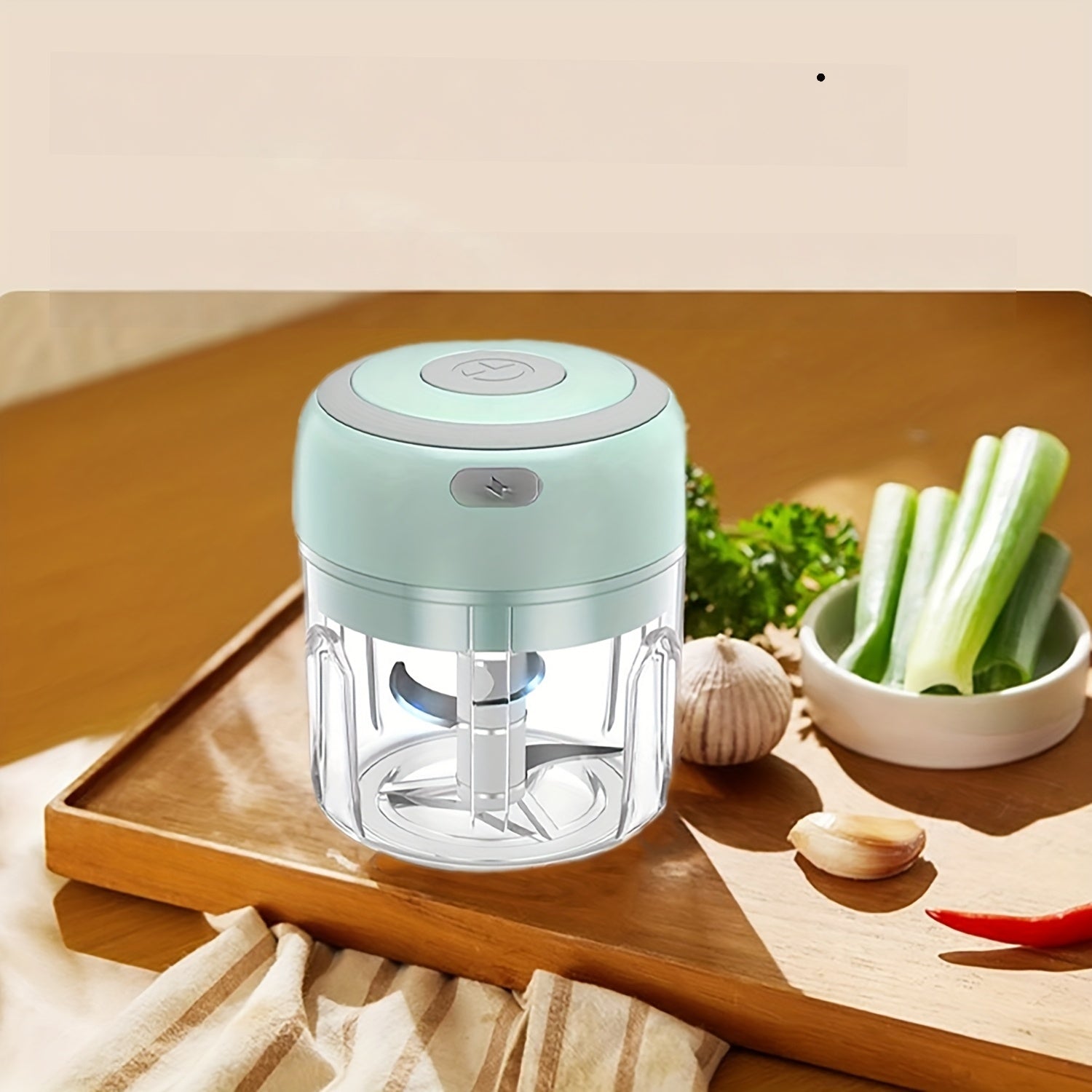 Electric garlic crusher, multi-functional vegetable processor, USB wireless garlic processor, portable food processor, suitable for garlic, ginger, chili, vegetables [three colors available], Garlic Grinder, Garlic Press, Vegetable Chopper, Food